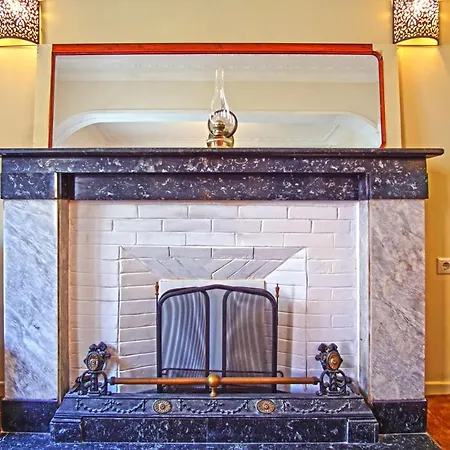 Alexandrina's Corfu Center Apartment *